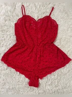 Victorias Secret Y2K Festival Fairy Whimsy Boho Romantic Lace Romper Teddy Red L